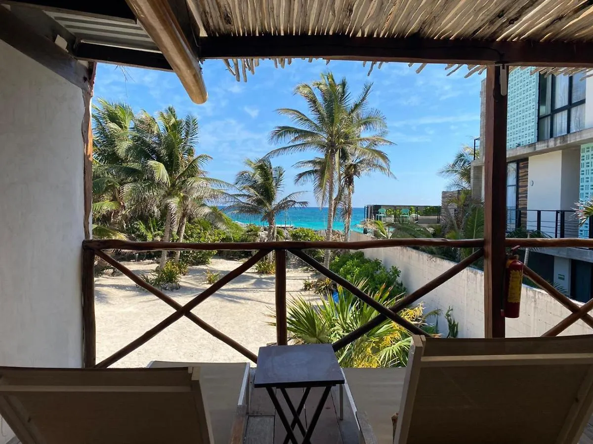 The Safe House Hotel Tulum 3*,