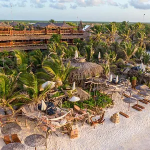 Kanan Treehouse, Rooftop, Club & - Adults Only Hotel